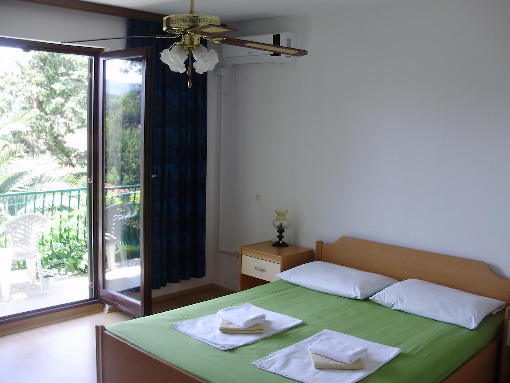 Villa Welcome Vrboska Habitación foto